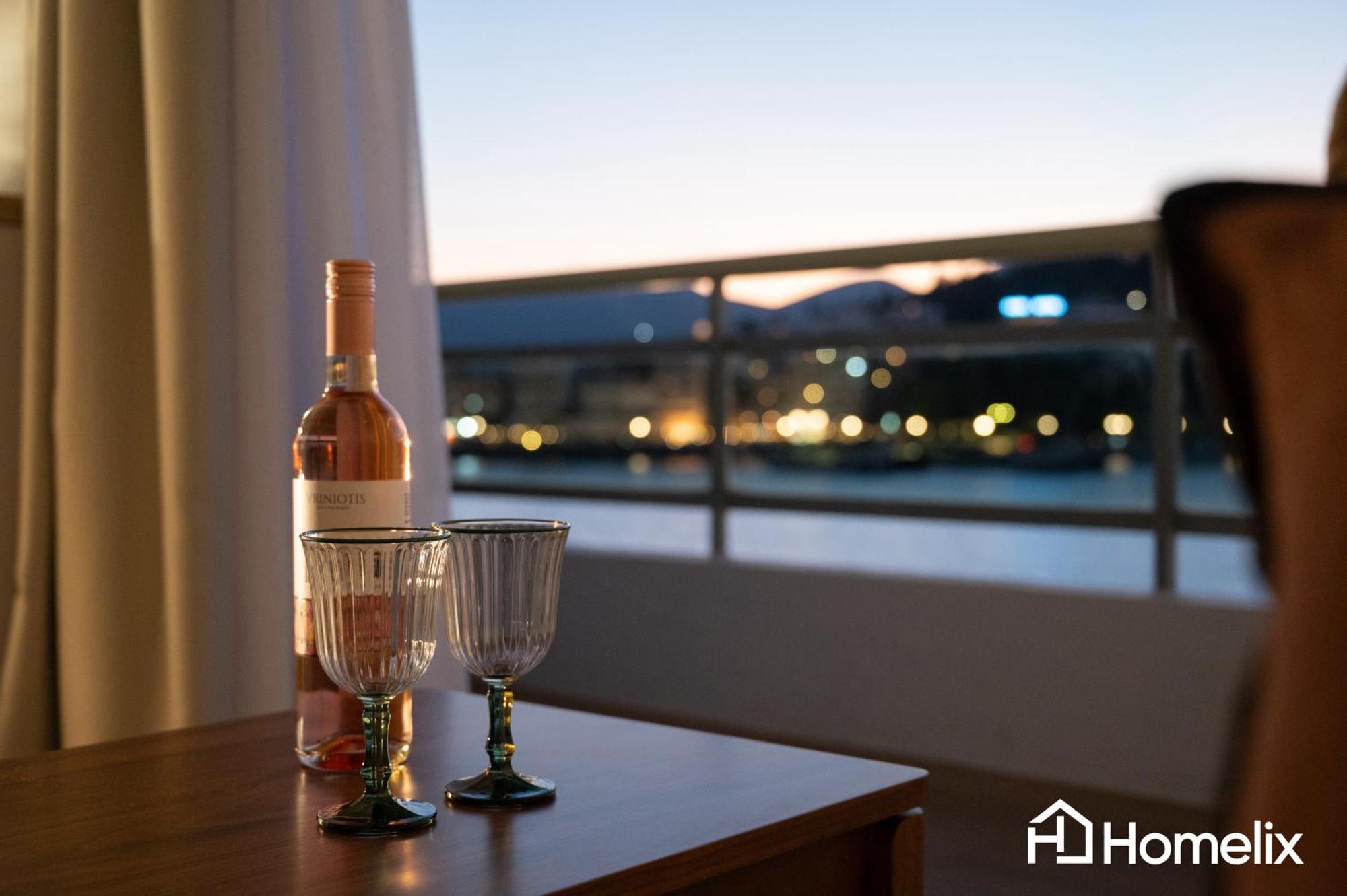 Amaya - Sea View Suites Chalkís Esterno foto